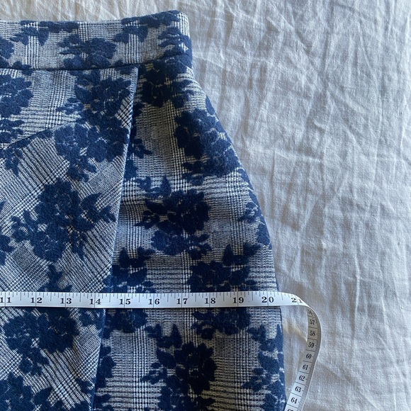 Halogen faux wrap lined midi skirt, sz 8, navy floral velvet, so soft! BNWOT - Picture 8 of 10